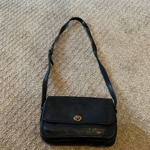 Vintage coach small crossbody bag